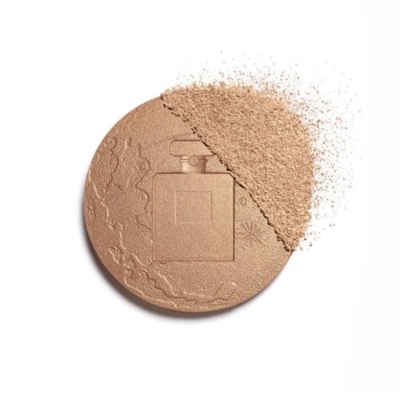 CHANEL Eclat LUNAIRE Oversize Limited Edition Iluminating Face Powder - Picture 13 of 13